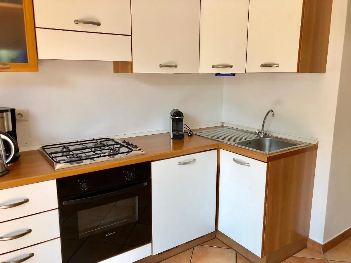 Apartment Ferienwohnung Residenza Ai Ronchi 3 4 7 8 Maccagno Italien