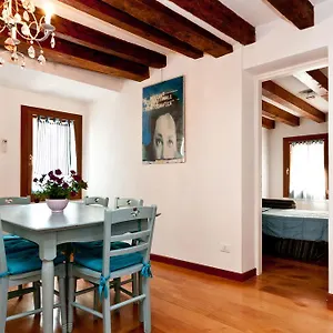 https://ca-giardini.hotelslidodijesolo.com