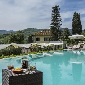 https://villa-parri.it-tuscanyhotel.com