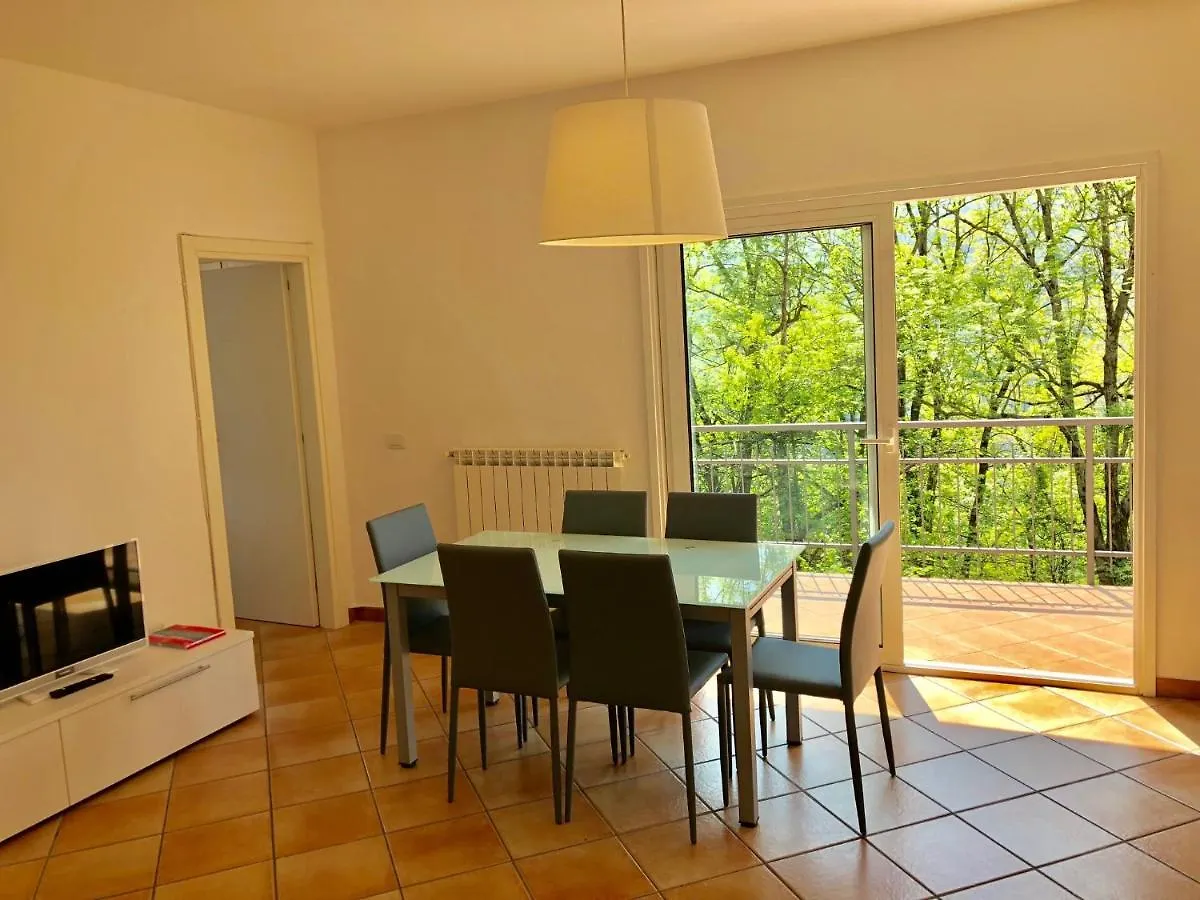 Residenza Ai Ronchi 3 4 7 8 Apartment Maccagno